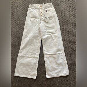 Zara Wide Leg Cropped White Jeans